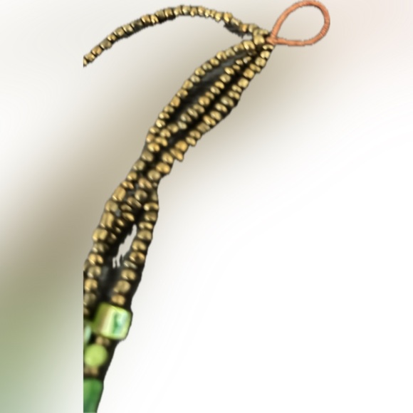 Vintage Green Beaded Necklace Earthy Accents - Picture 3 of 8